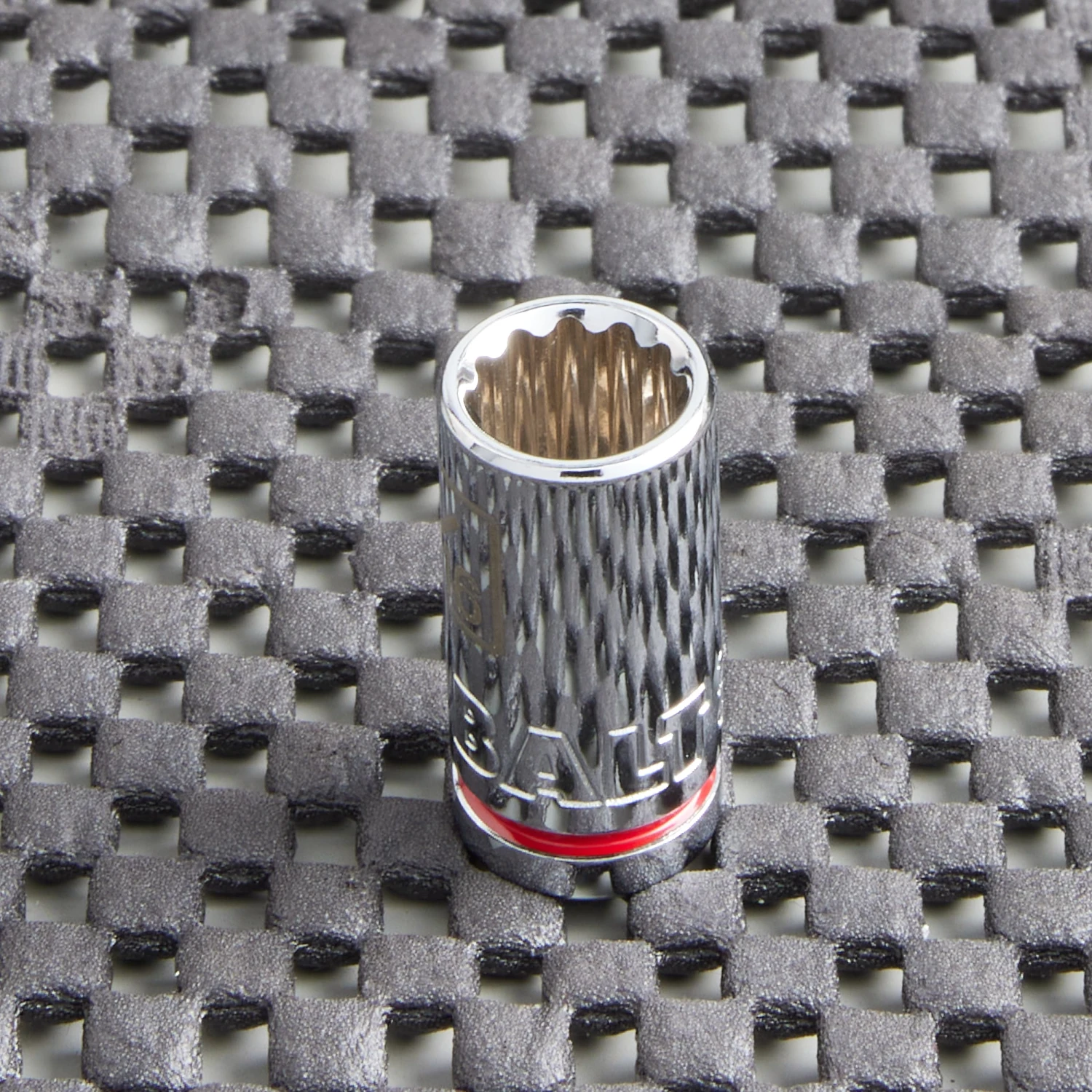 Kobalt Sockets & Socket Sets Standard (SAE) 1/4-in Drive 12-point 5/16-in Shallow Socket 2 Kobalt Sockets & Socket Sets Standard (SAE) 1/4-in Drive 12-point 5/16-in Shallow Socket - Image 2