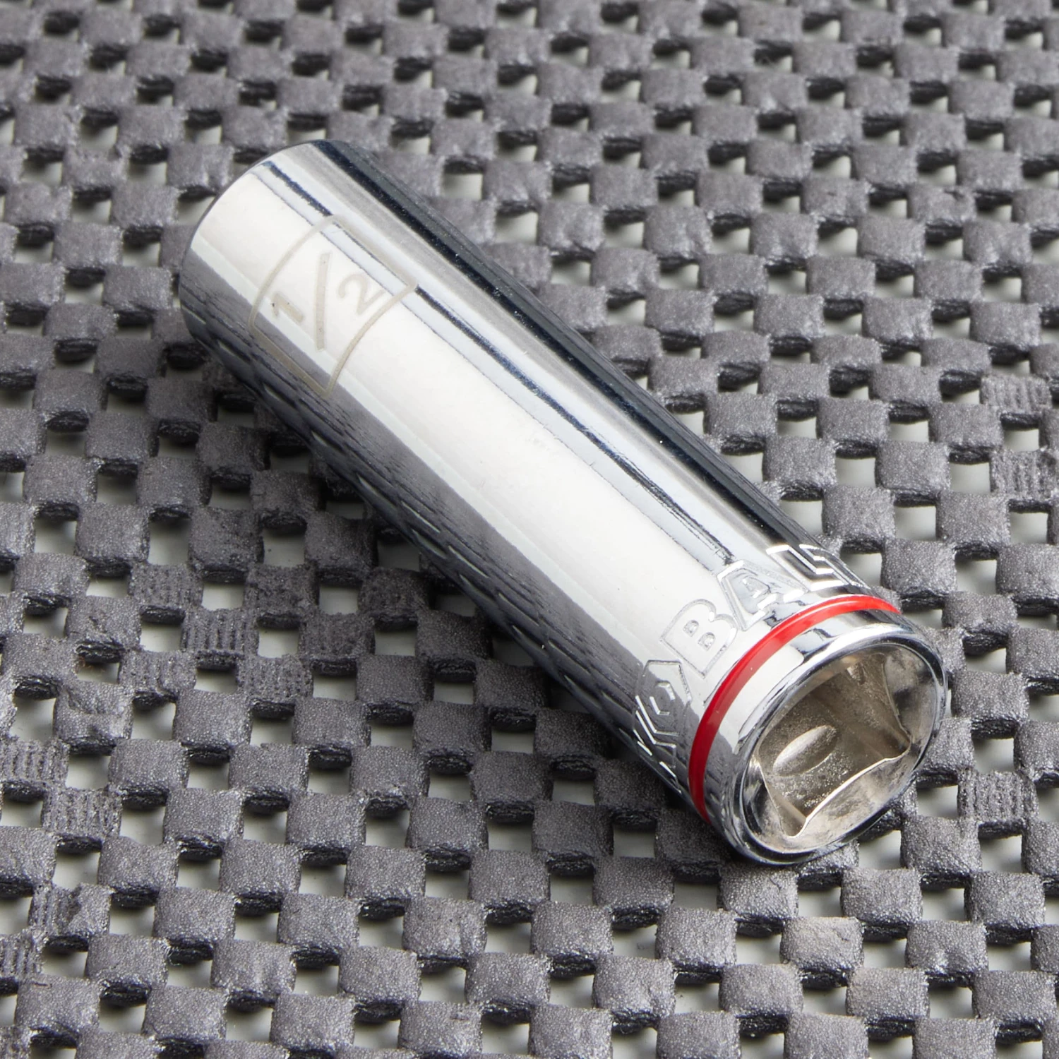 Kobalt Sockets & Socket Sets Standard (SAE) 3/8-in Drive 6-point 1/2-in Deep Socket 3 Kobalt Sockets & Socket Sets Standard (SAE) 3/8-in Drive 6-point 1/2-in Deep Socket - Image 3